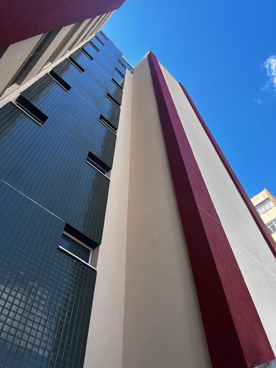Fachada predial pintada e finalizada pela Sena Moreira Engenharia