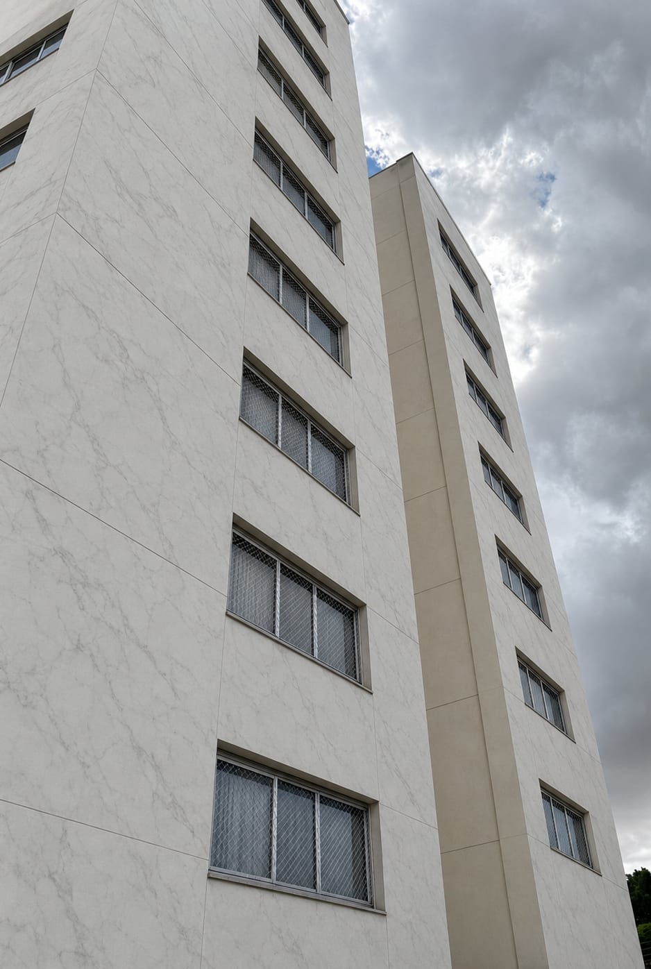 Revitalização e impermeabilização de fachada predial
