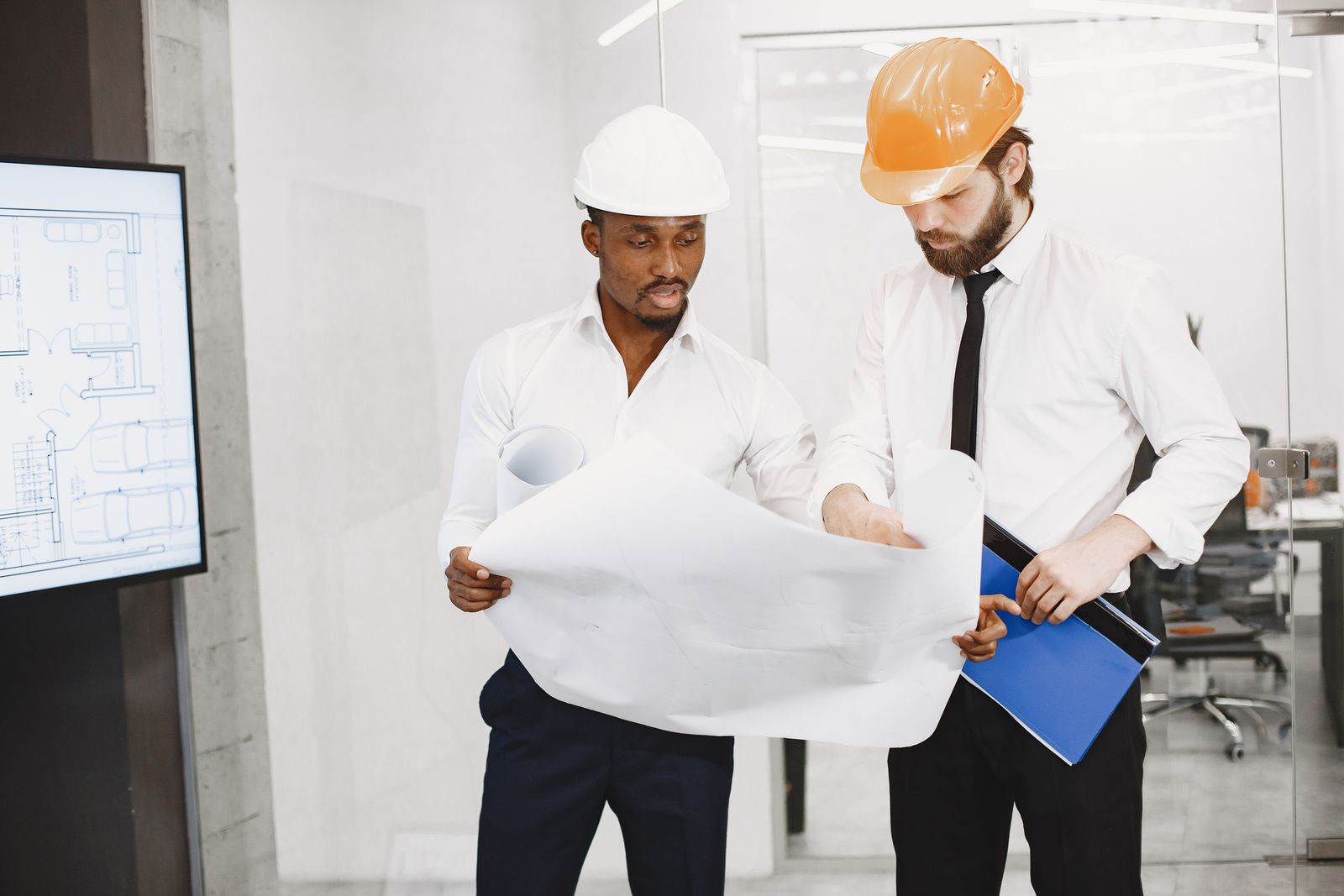 Reunião de consultoria técnica de engenharia